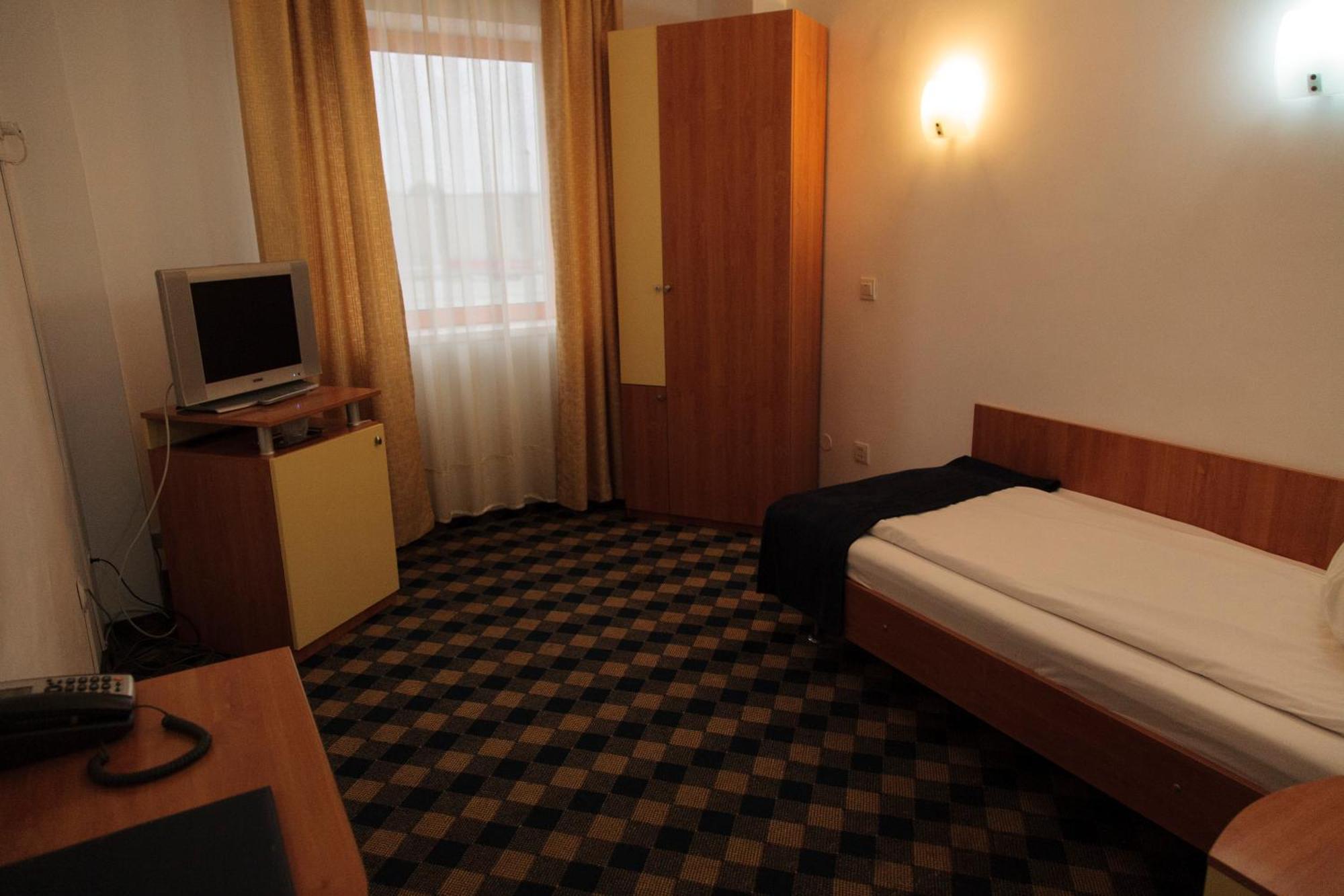 Plus Hotel Craiova Rom bilde