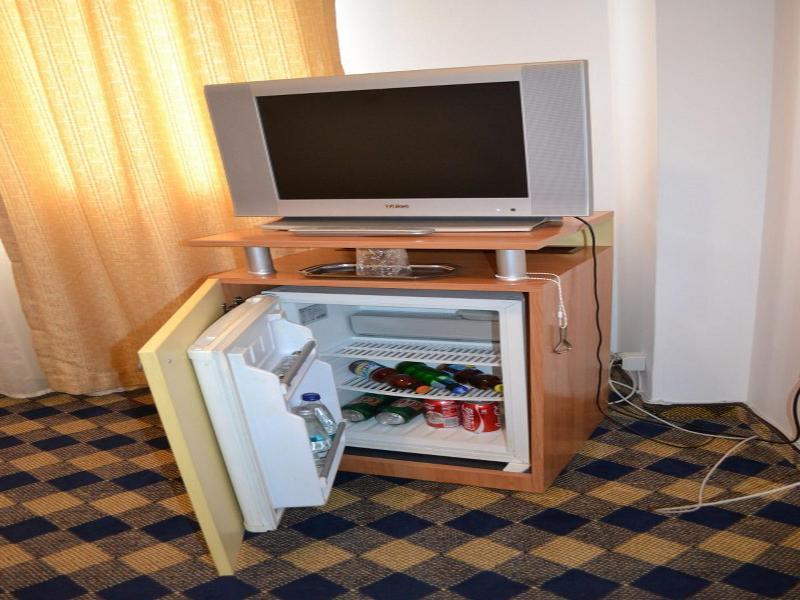 Plus Hotel Craiova Eksteriør bilde