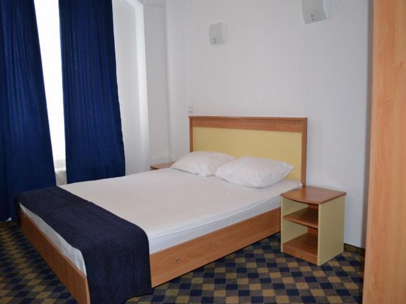 Plus Hotel Craiova Eksteriør bilde