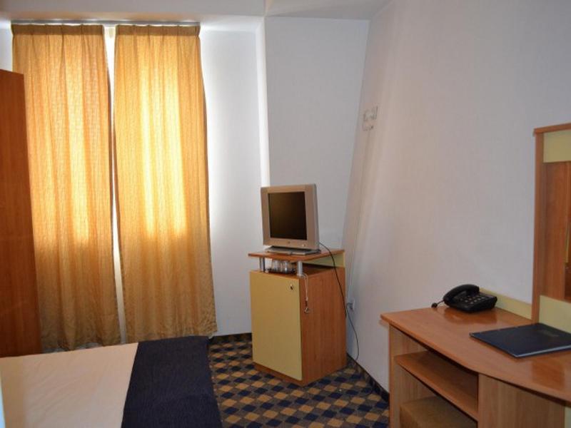 Plus Hotel Craiova Eksteriør bilde