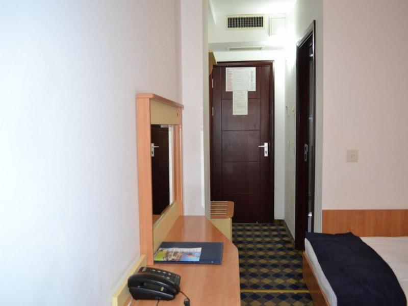 Plus Hotel Craiova Eksteriør bilde