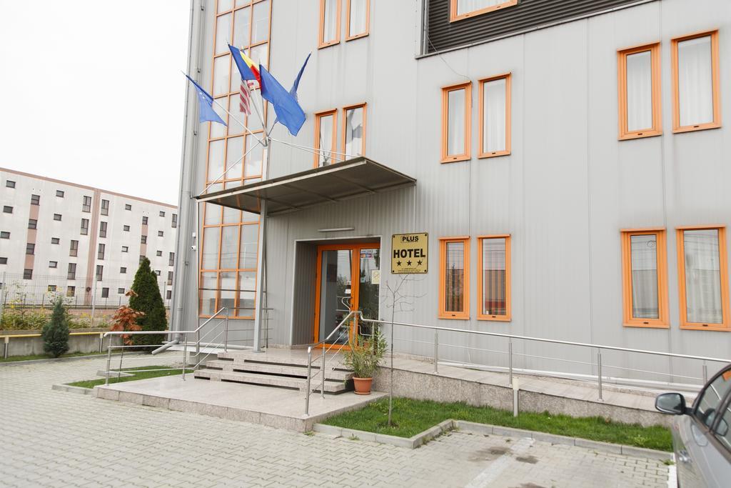 Plus Hotel Craiova Eksteriør bilde