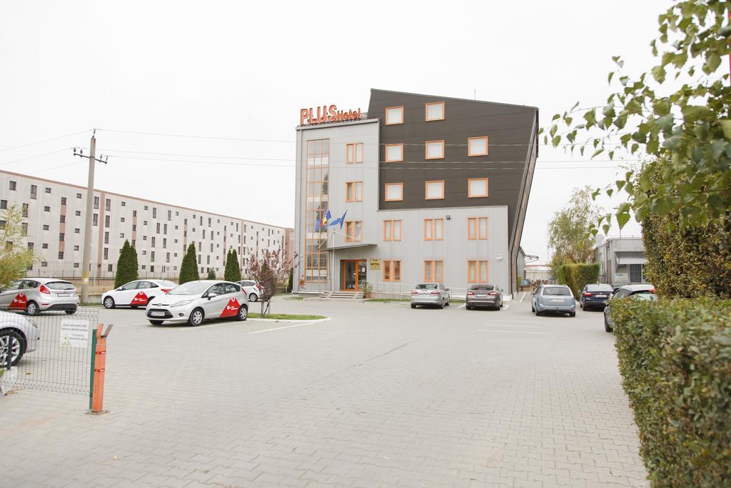 Plus Hotel Craiova Eksteriør bilde